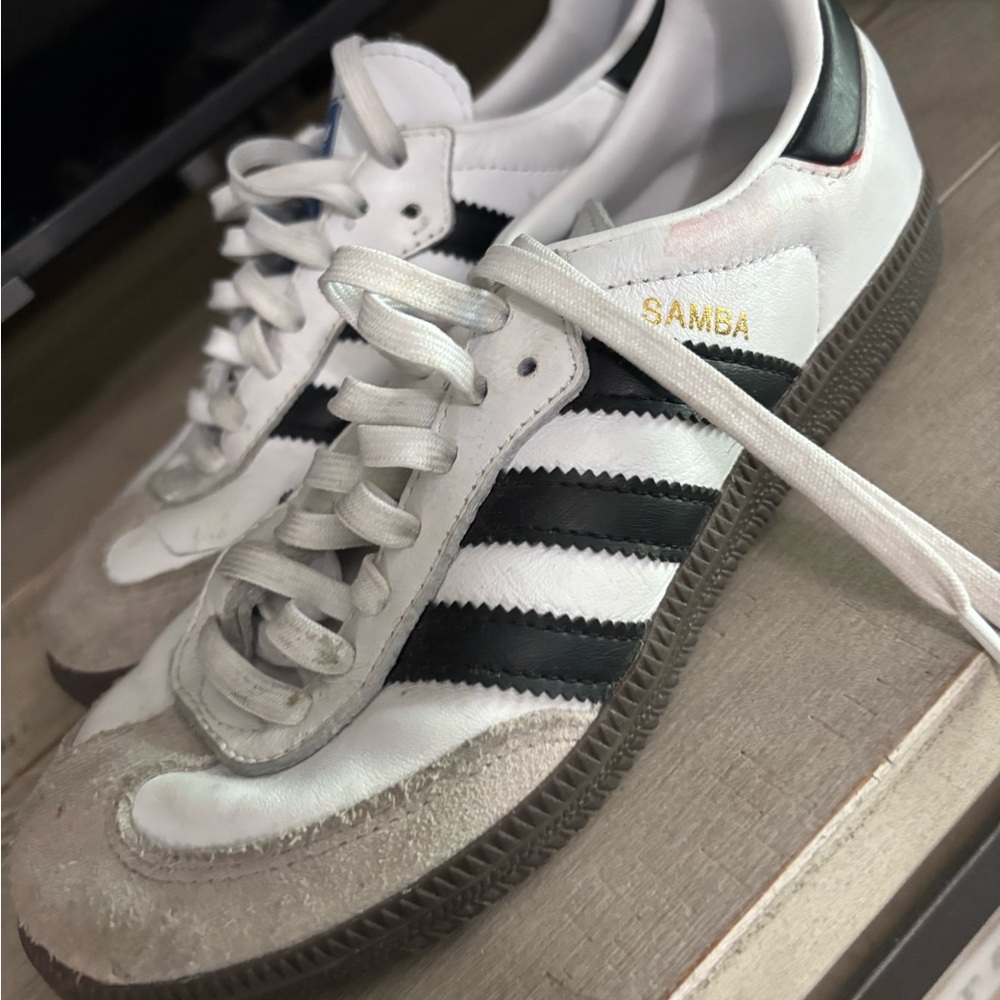Adidas White and Black Sneakers Classic Design